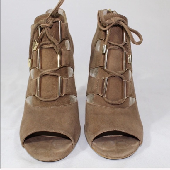 Isola leather gold and brown heels. - Picture 2 of 4